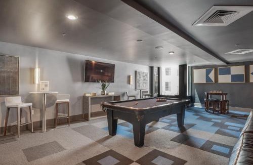 Downtown Salt Lake City Apartment | Deluxe Central 1BR 1BA Pool,Hot Tub,Gym,Parking