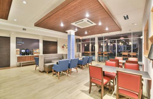 Lehi Hotel | Holiday Inn Express & Suites Lehi - Thanksgiving Point by IHG