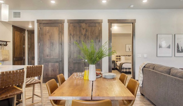 Kestrel by Avantstay Close to the Ski Slopes in This Majestic Home in Park City