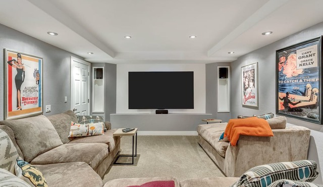 Brighton 7 Bedroom Home by RedAwning