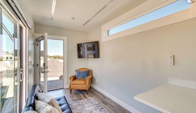 Mtn Views! Reimagined Container Home in Cedar City
