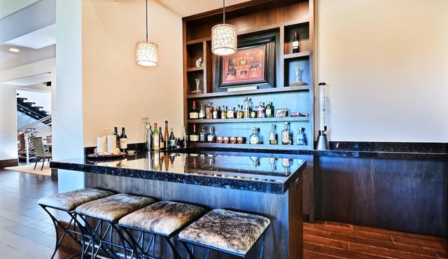 Chic Colony Ski-in Ski Out Villa Direct Access to Adventures at Park City Resort Hot Tub Gym