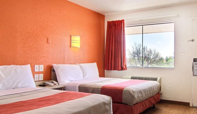Motel 6 San Ysidro, CA - San Diego - Border