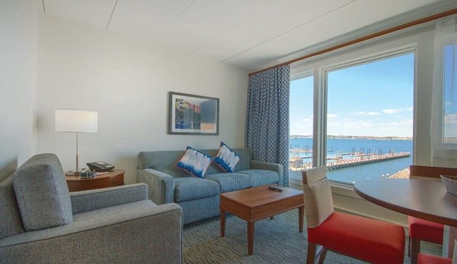 Wyndham Inn on the Harbor | 1BR/1BA Queen Suite