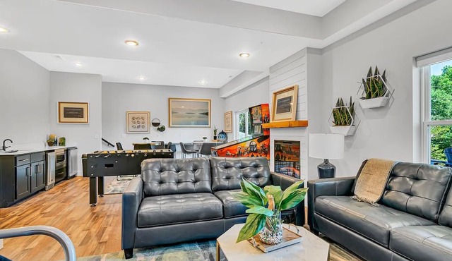 Near State Park Marina with Game Room, Private Hot Tub, Golf Cart, Community Pools & Free Tickets!