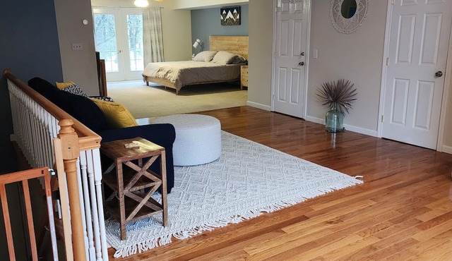 Jay River Front Three Bedroom. 2 miles to Jay Peak