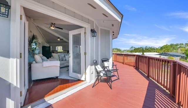 Near 30A! Firepit, Beach <1 Mile, Beach Cottage