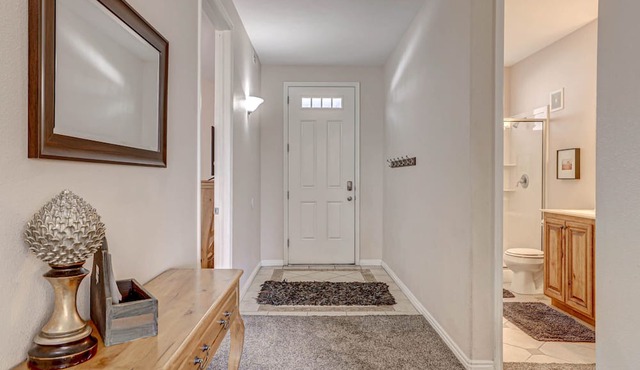 Las Palmas All Inclusive Amenities Resort | 3 bathrooms | Plush New Carpet | Poolside | 1708