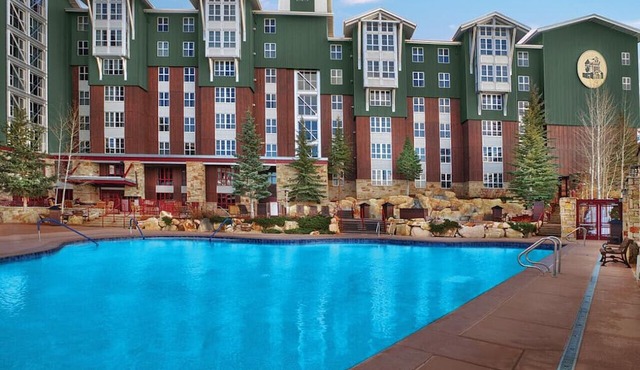 Marriott Mountainside Luxury Studio