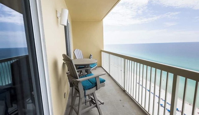 STUNNING BEACH VIEWS! PIRVATE, COZY CONDO @CALYPSO RESORT! FREE VIP PARKING!