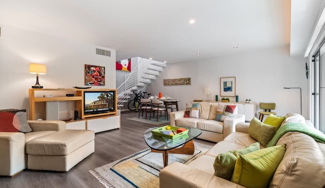 Heart of Downtown PS 2Bed 2.5Bath