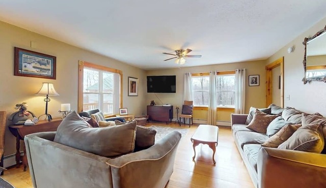 Serene dog-friendly nature retreat with large deck - near skiing, hiking & golf