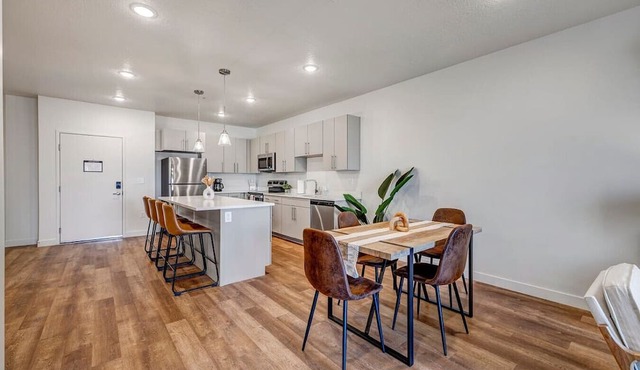 Bold Boho Themed 2bd 2ba