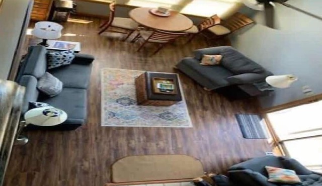 Walk to Lake Access, Marina! Full Kitchen & Patio