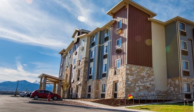 Home Away from Home with Pets Welcomed and Nearby Parks