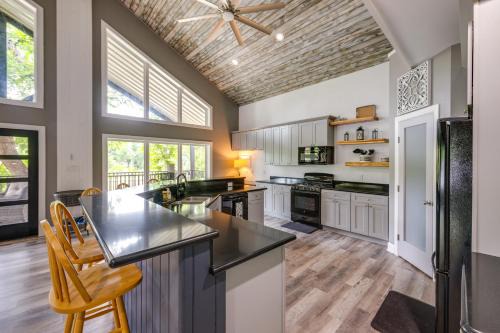 Outdoor Entertainment Space: Home in McQueeney