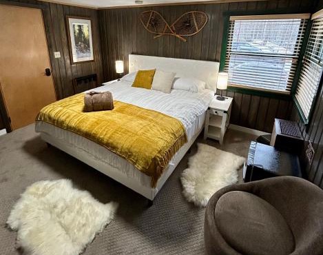 Silver Fork Lodge & Restaurant
