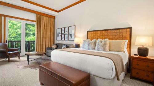 1117 Lodge At Spruce Peak Ski In Ski In Ski Out King Studio By Stowe Mountain Rentals