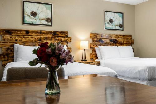 The Claire Hotel
